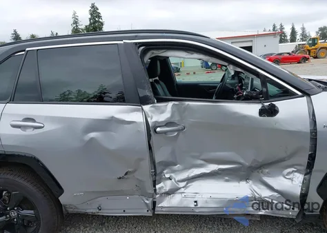 2021 Toyota Rav4 Hybrid Xse from USA, damaged, VIN 4T3E6RFVXMU037621